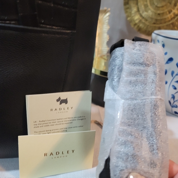 Radley London small downtown satchel - Picture 5 of 8